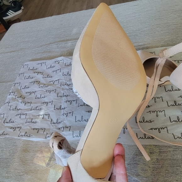 New Lulus natural color Wylenn heels 6.5 - Picture 4 of 16